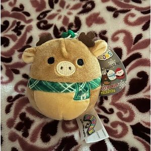 Squishmallows Reindeer Clip-on Collectible